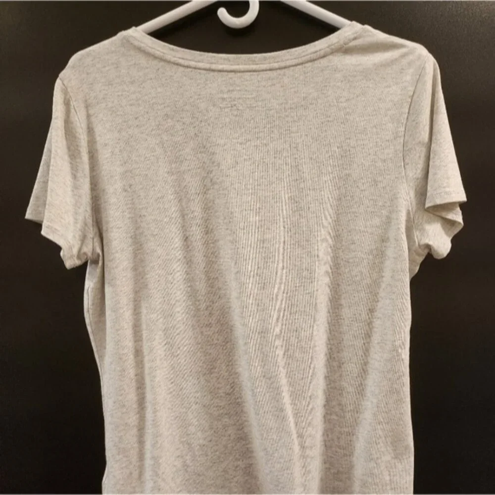 Tahari Tee - Picture 2 of 4